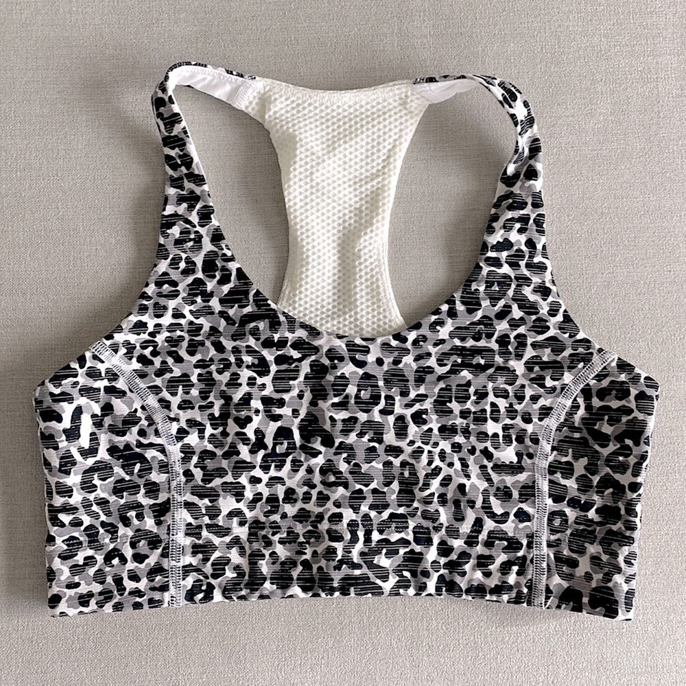 OUTDOOR VOICES | Doing Things Sports Bra | Size Small